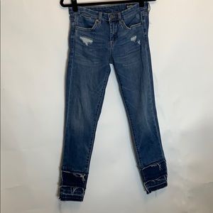 BLANK NYC crybaby Ankle cropped jeans